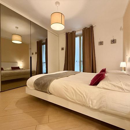 Comecasa Modern Apartment In Historical Centre Asti Buitenkant foto