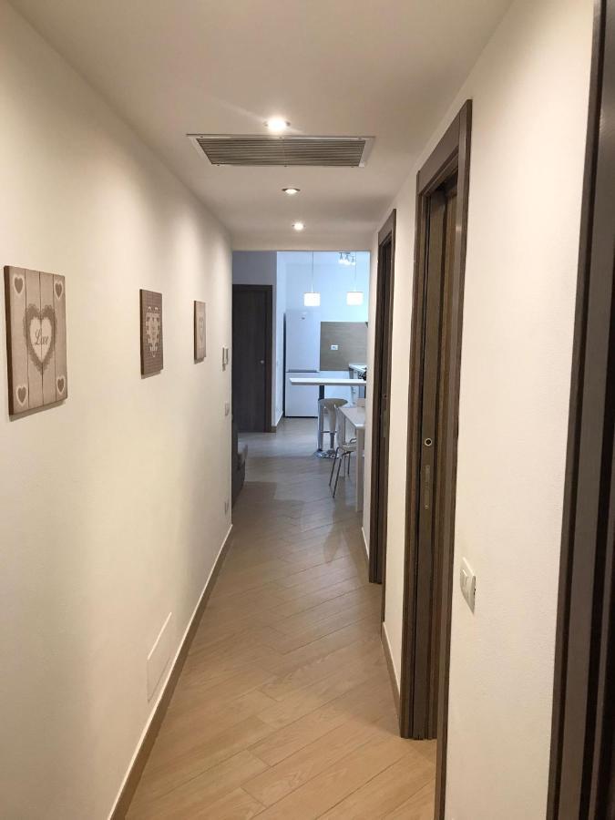 Comecasa Modern Apartment In Historical Centre Asti Buitenkant foto