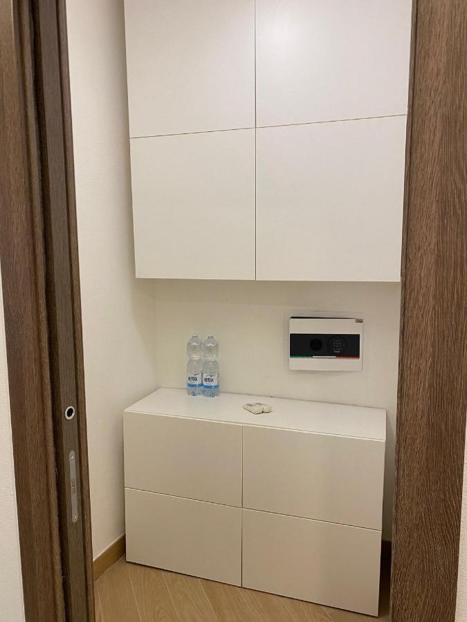 Comecasa Modern Apartment In Historical Centre Asti Buitenkant foto